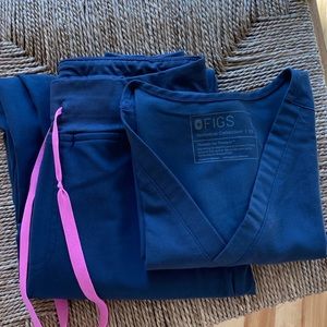 Figs scrubs set